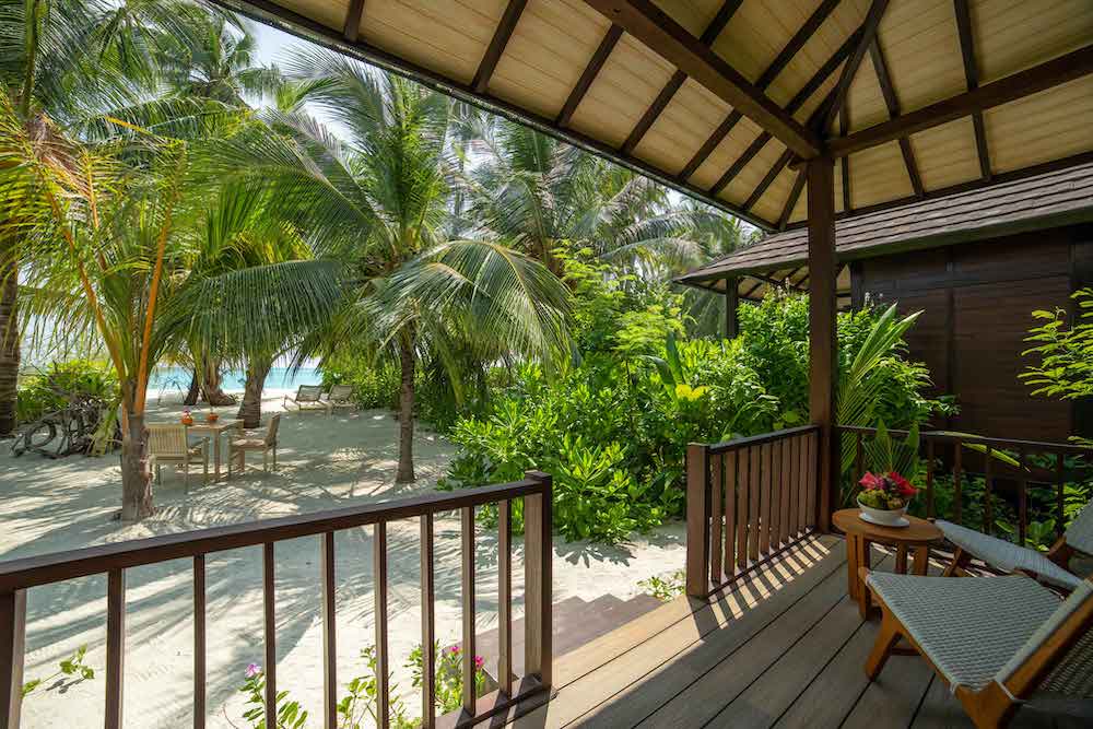 Deluxe Beach Villa at Fiyavalhu Resort, view 2